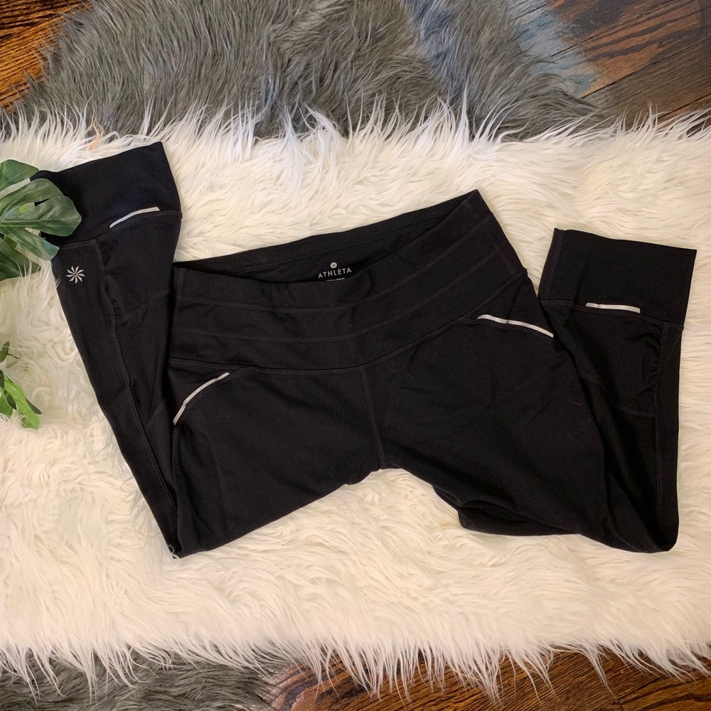 ❗️Sᴏʟᴅ❗️{Athleta} Capri Style Yoga Running Pants - Picture 2 of 8